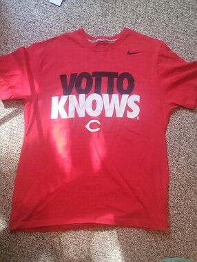 Mens Votto Knows Cincinatti Reds Shirt